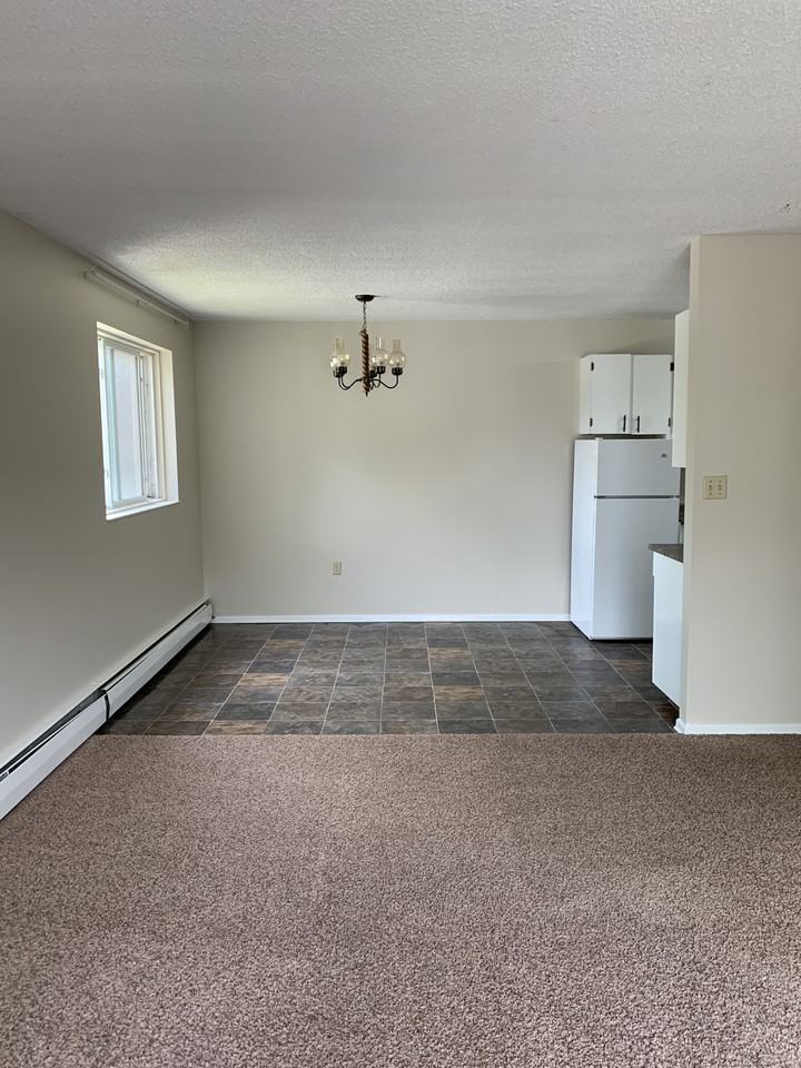 Birch Manor - Photo 5 of 11