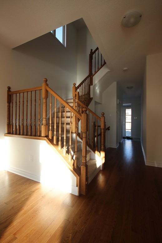 536 Lilith St - Photo 4 of 14