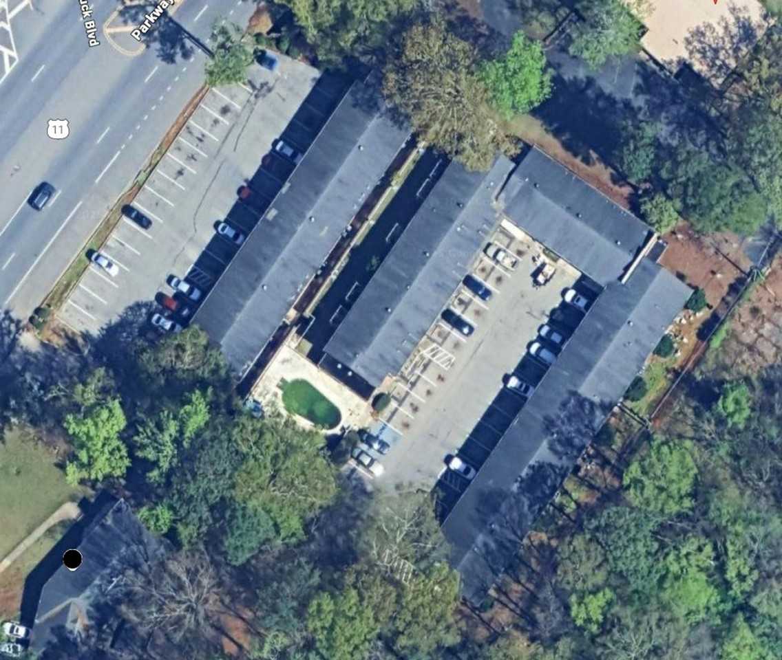 ROEBUCK VILLA APARTMENTS - Photo 3 of 3