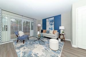 featured image of 902 Markham Ln