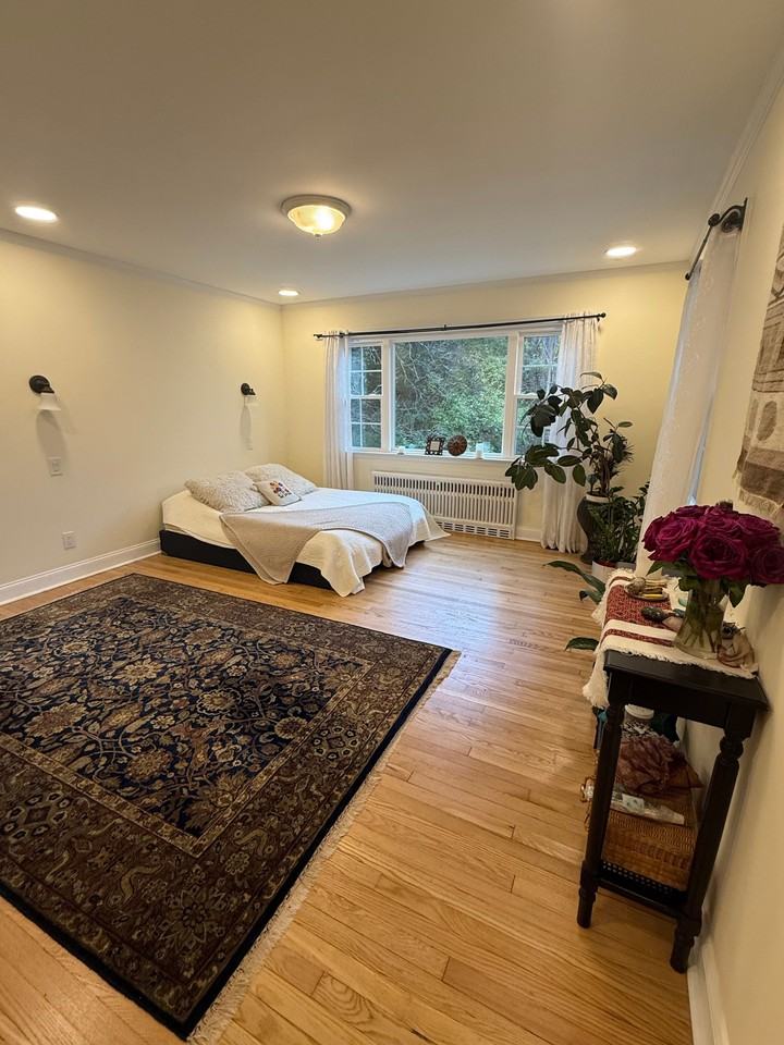 23 Pinetree Lane - Photo 2 of 11