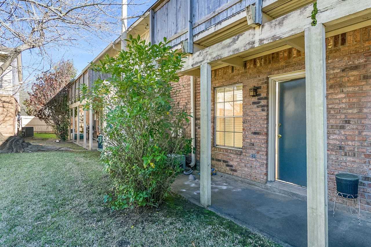 Tiffany Square Apartments - Photo 4 of 15