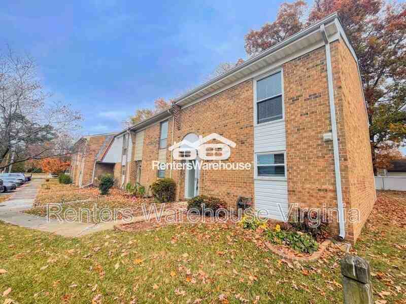 5000 Dunderdale Ct - Photo 2 of 32