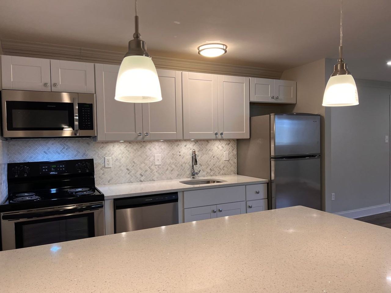 Rittenhouse Apartments - Photo 7 of 15