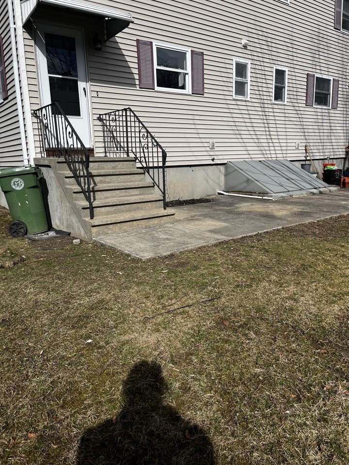 11-13 Ellen Terrace - Photo 5 of 11