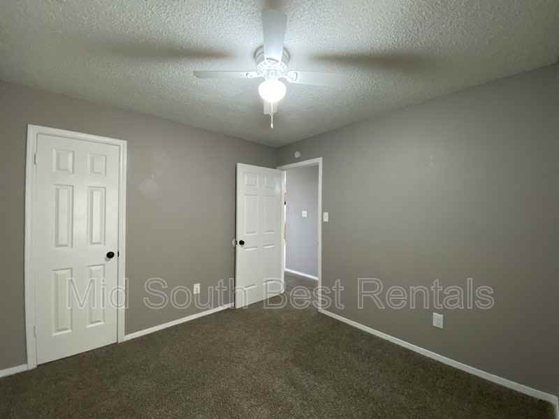 4596 Summer Crk N - Photo 7 of 14