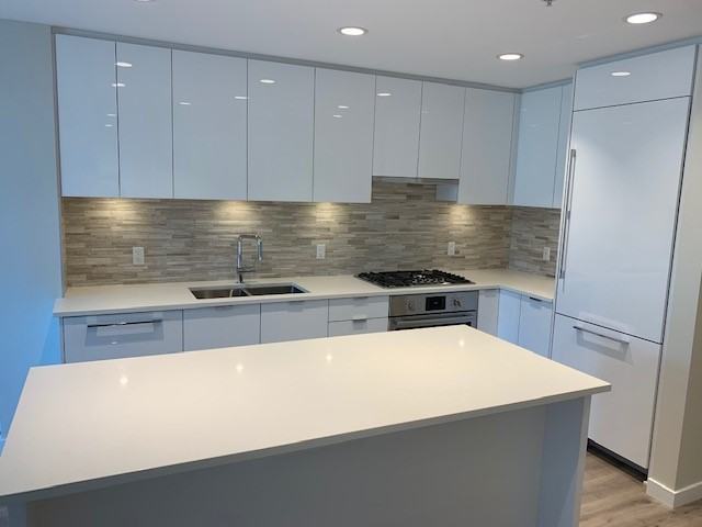 9213 Odlin Rd - Photo 3 of 40