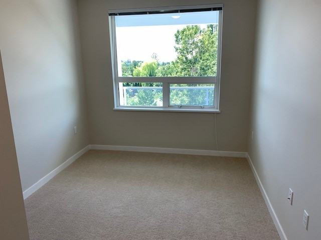 9213 Odlin Rd - Photo 7 of 40