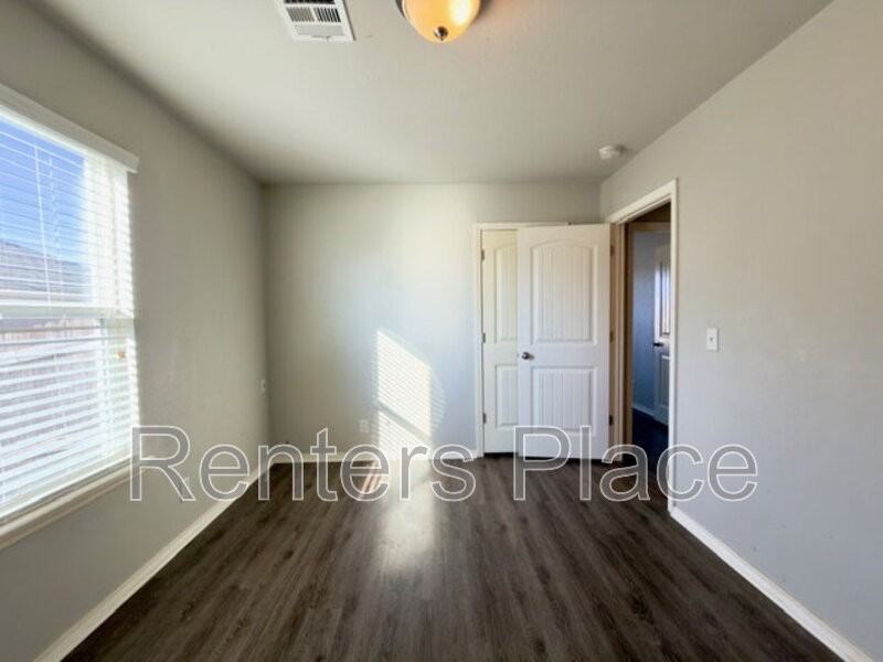 6018 E 147th St S - Photo 6 of 15