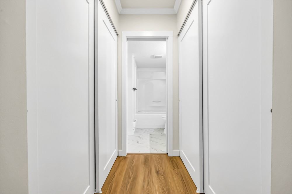 450 Bromley St - Photo 7 of 20