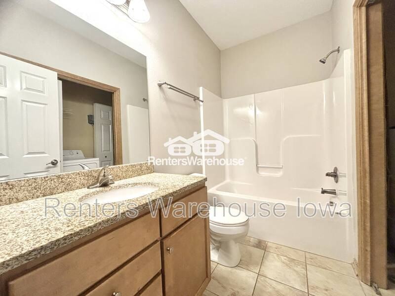 2000 Meadow Ct #210 - Photo 7 of 16