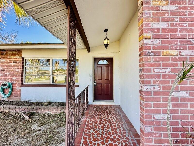 13788 Montego Dr - Photo 6 of 50