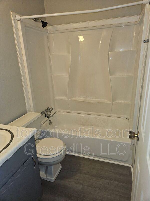 133A Pleasant Dr - Photo 7 of 11