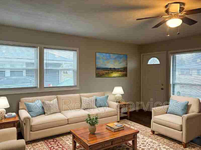 8207 E 50th St - Photo 3 of 22