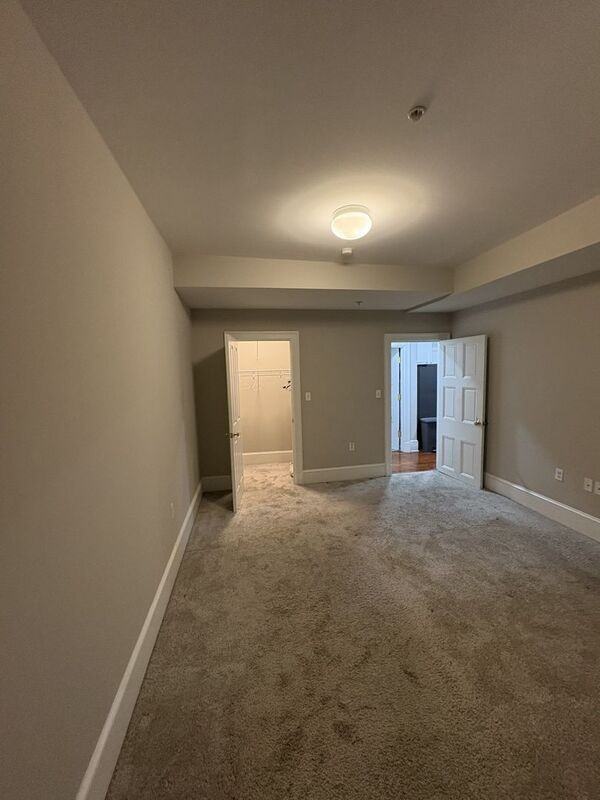 900 N Charles St #102 - Photo 7 of 9