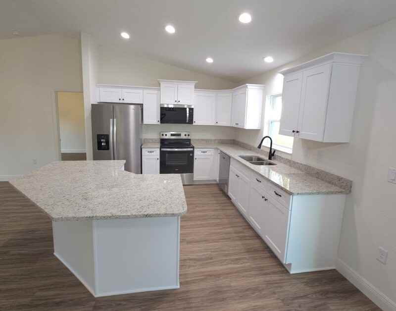 742 W Deacon Pl - Photo 4 of 18