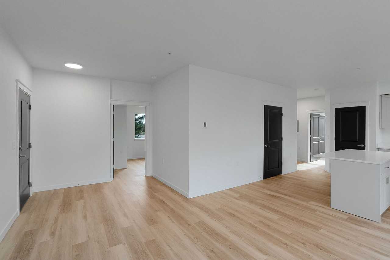 Riddell Road Apartments - Photo 4 of 29