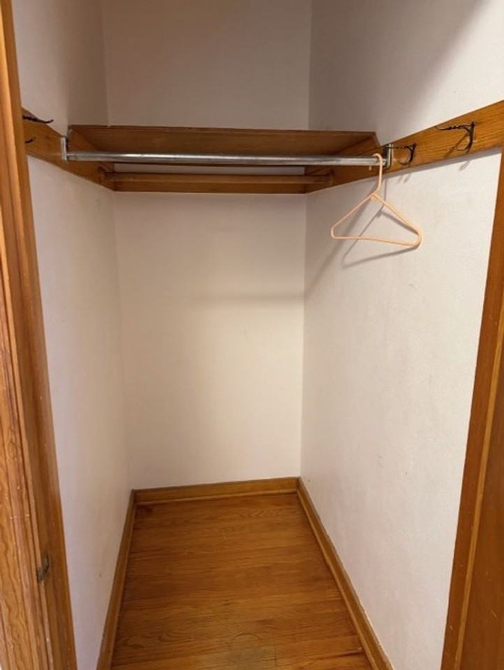 7006 W Becher St - Photo 2 of 8