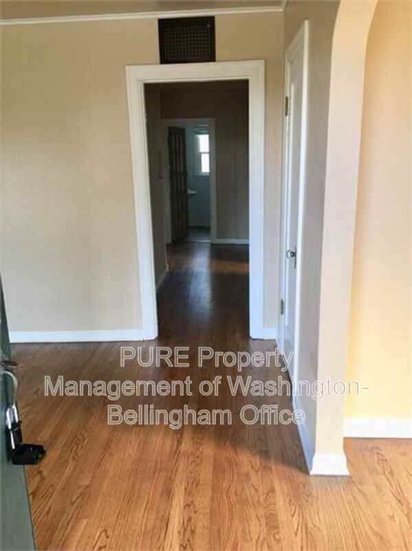 820 S 9th St - Photo 3 of 35