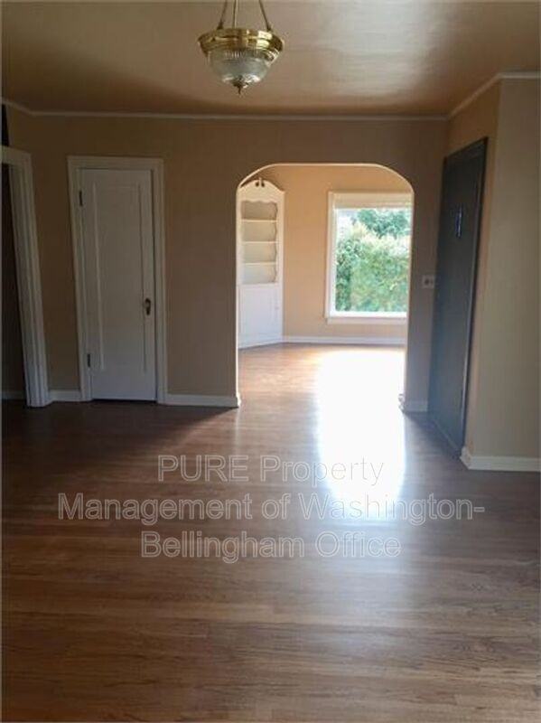 820 S 9th St - Photo 7 of 35