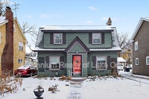 featured image of 24 Utica Rd