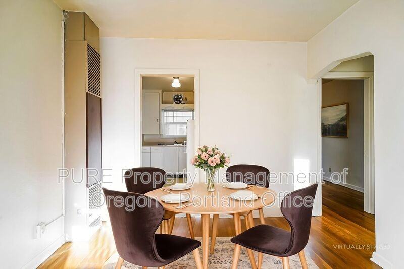 715 Ne 20th Ave #04 - Photo 3 of 20