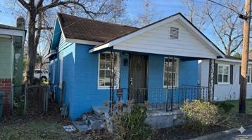 featured image of 627 W 48th St