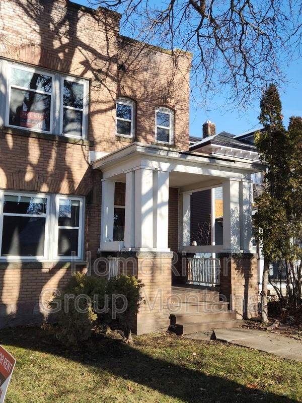 534 S 3rd St W - Photo 2 of 30