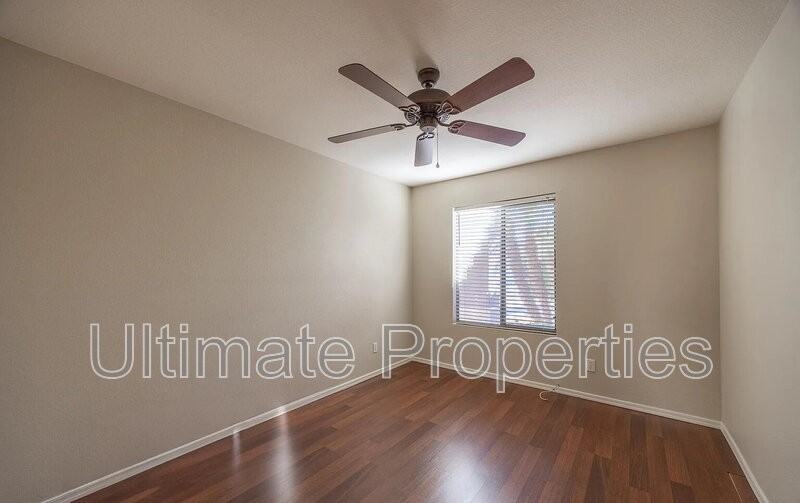 10824 W Sands Dr - Photo 6 of 7