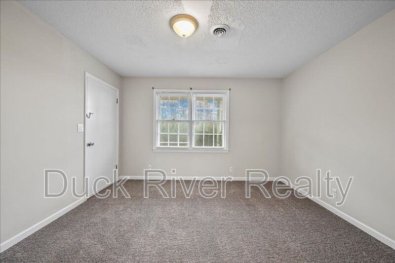 525 Woods Dr #A - Photo 5 of 19