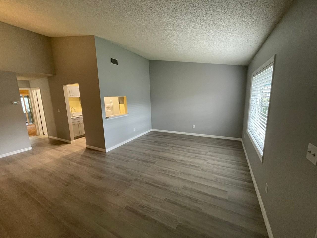 15 Birdie Dr - Photo 3 of 32