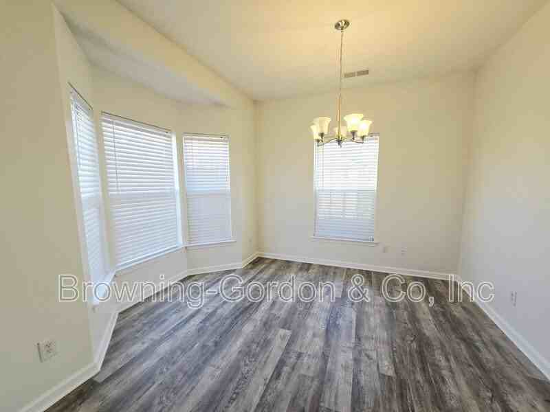 1657 Comanche Run - Photo 4 of 17