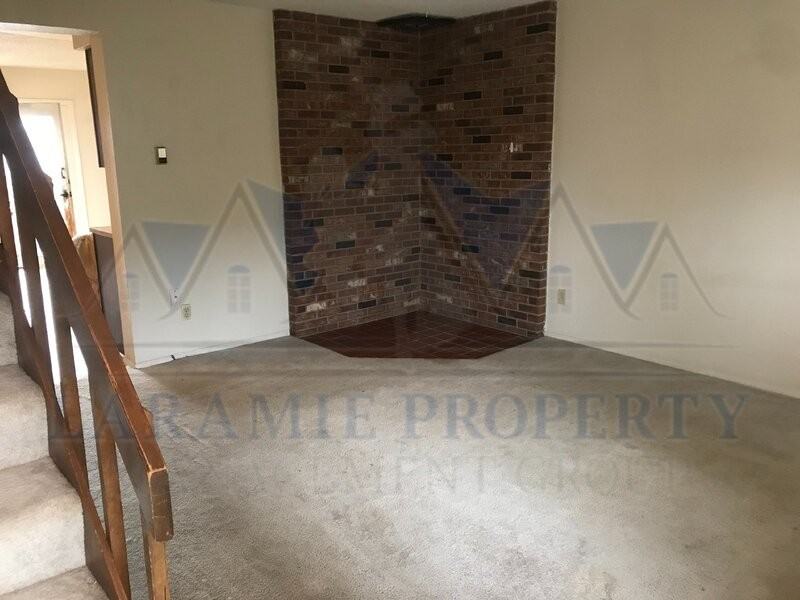 1269 N 18th St - Photo 4 of 15