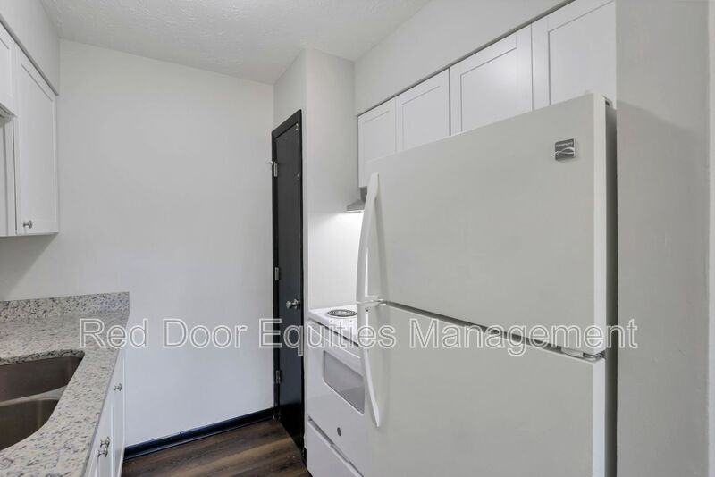 1442 Tiki Ln #3 - Photo 2 of 17