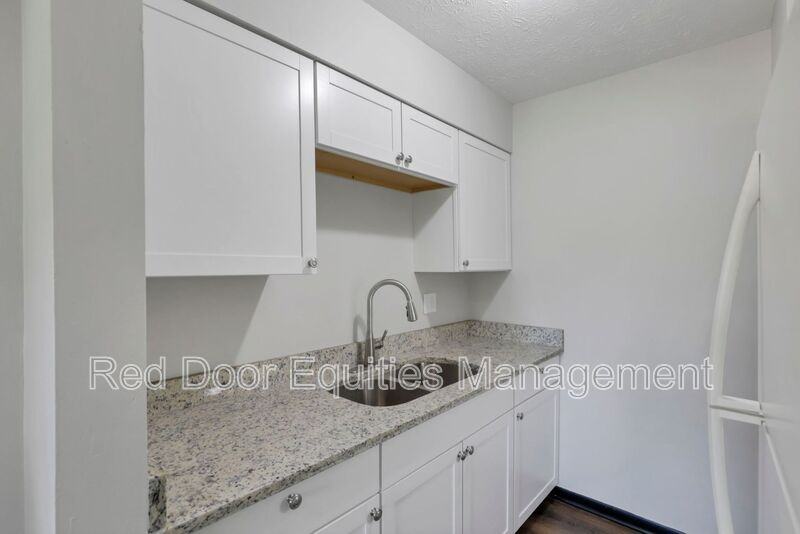 1442 Tiki Ln #3 - Photo 3 of 17