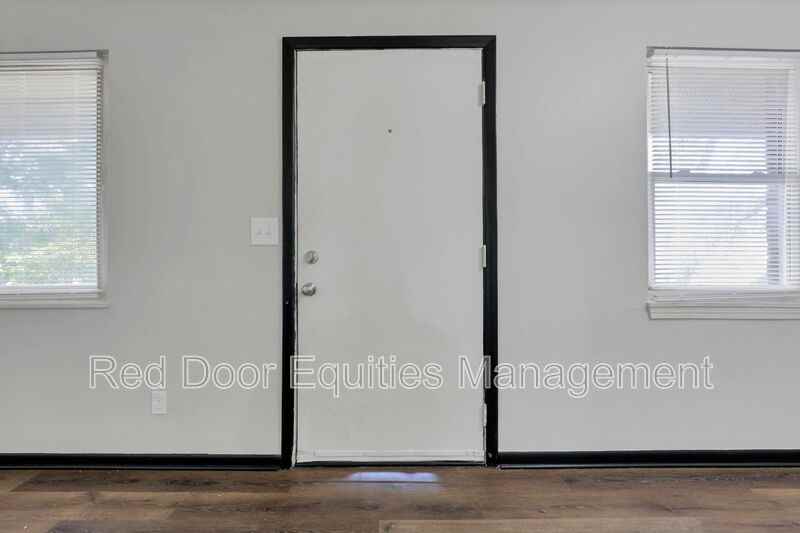 1442 Tiki Ln #3 - Photo 7 of 17