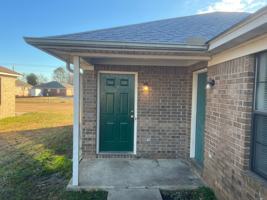 featured image of 350 350 South Davis A-B