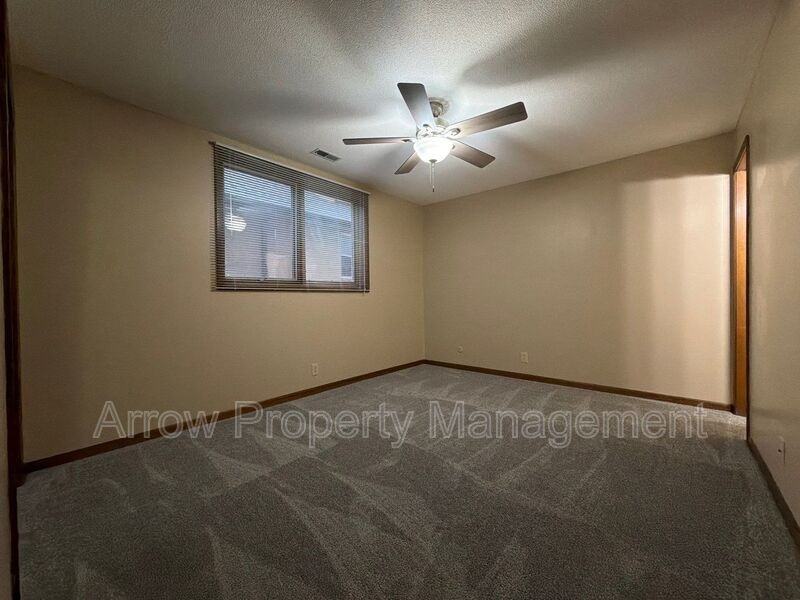 3831 S 46th St #2 - Photo 7 of 12