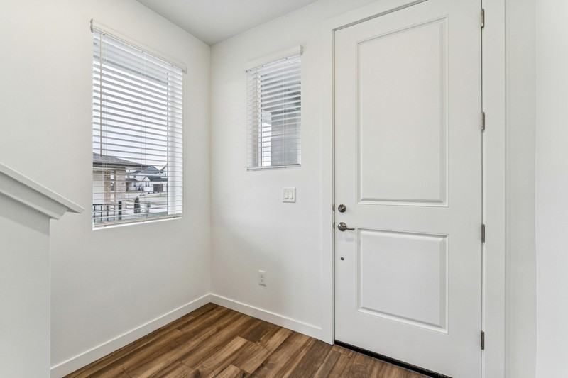 8276 W Grey Alder Dr - Photo 4 of 43