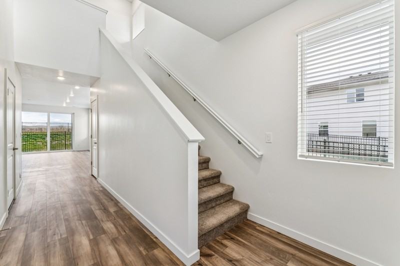 8276 W Grey Alder Dr - Photo 5 of 43