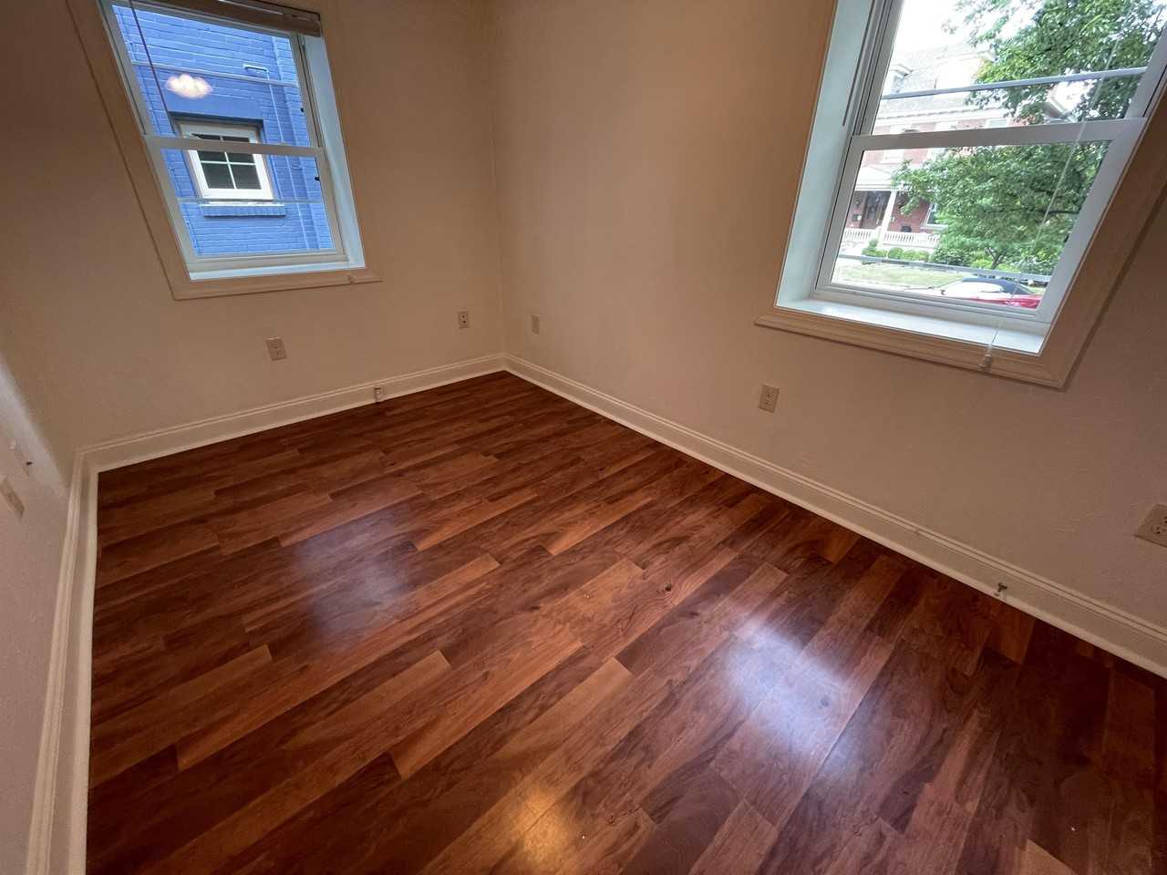 Third 304 - Photo 4 of 31