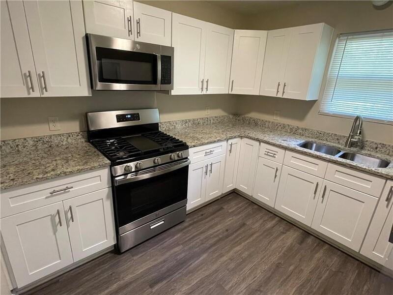 114 Bentley Pkwy #B - Photo 7 of 9