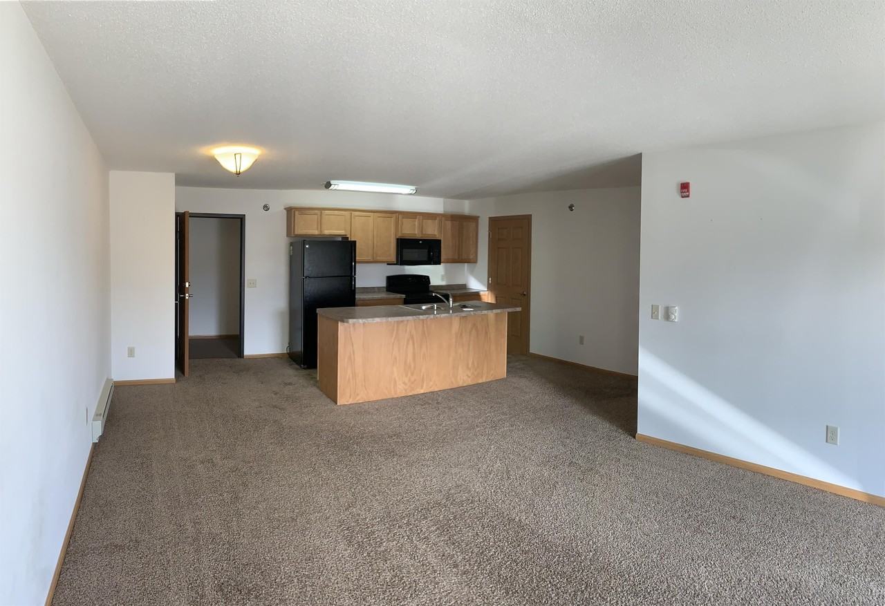 Cardinal Apartments - Photo 2 of 26