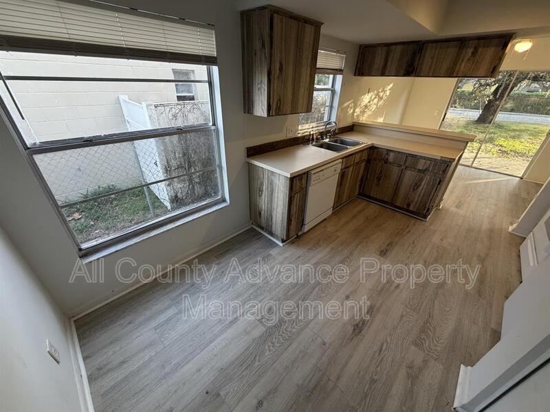 10001 Turkey Trot Pl - Photo 2 of 17