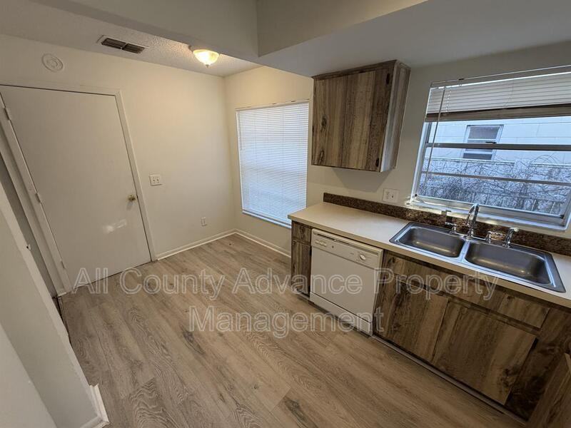 10001 Turkey Trot Pl - Photo 4 of 17