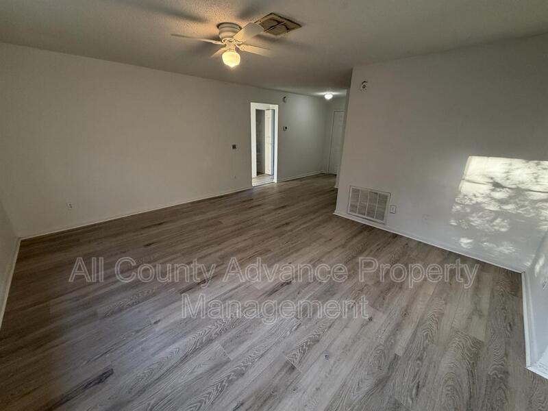 10001 Turkey Trot Pl - Photo 7 of 17