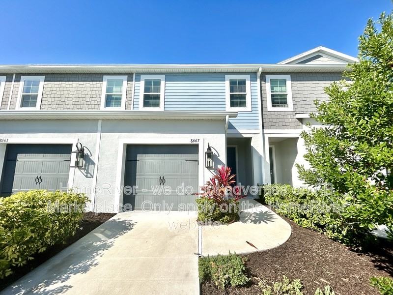 8667 Canyon Creek Trl - Photo 2 of 35