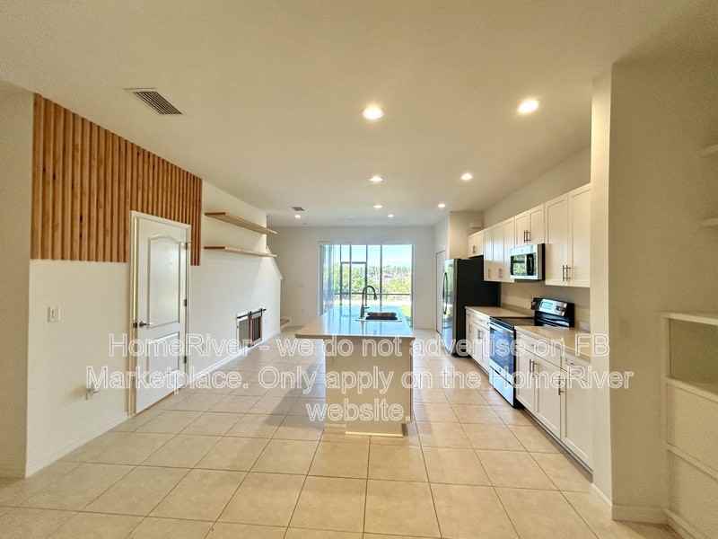 8667 Canyon Creek Trl - Photo 5 of 35