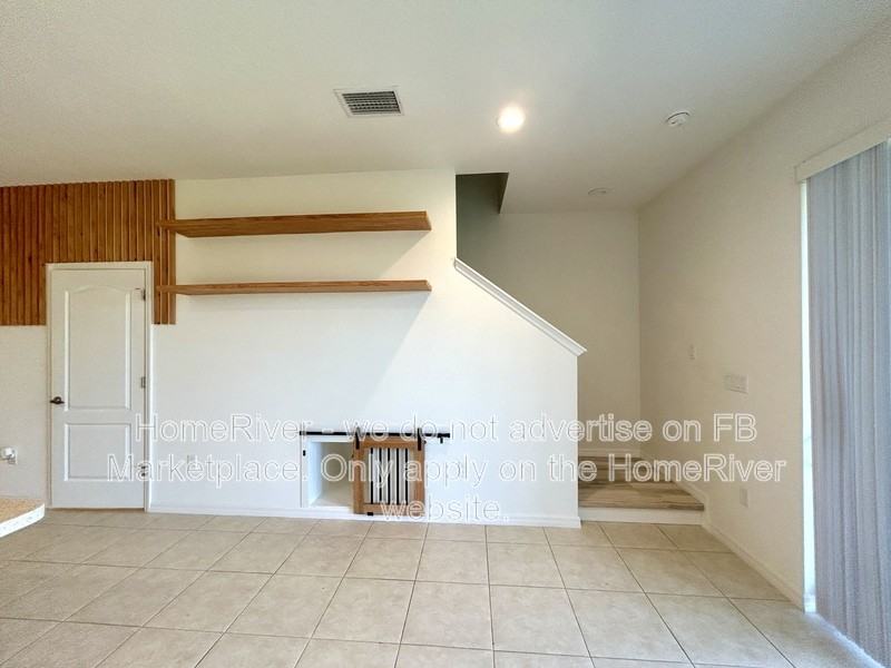 8667 Canyon Creek Trl - Photo 7 of 35