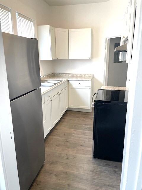 703 North 32nd St - Photo 6 of 10